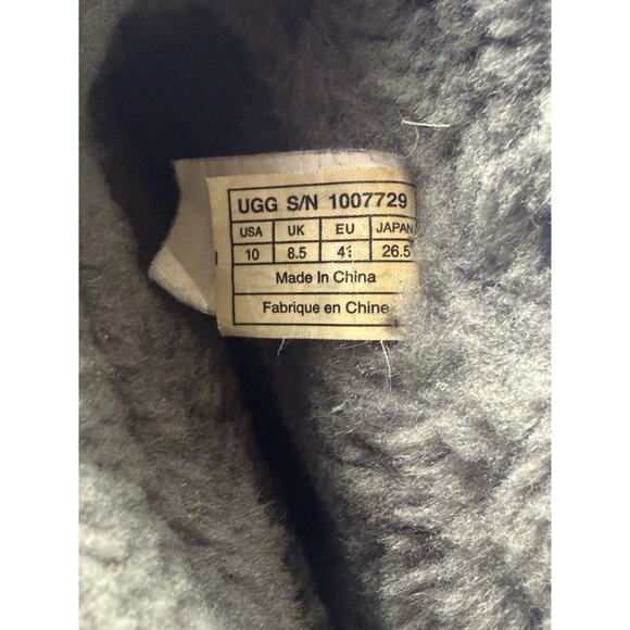 UGG “Kestrel” (10/41) Black Suede w/ Gray Shearling Boots Booties Winter Warmth - Picture 7 of 8